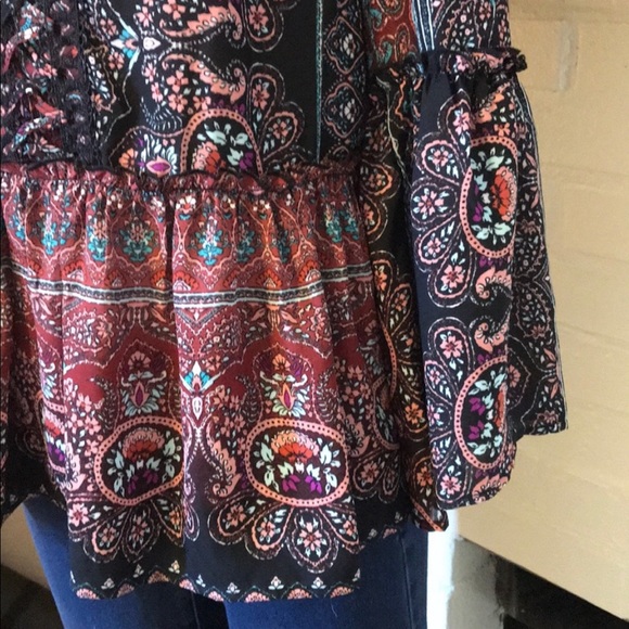 Flying Tomato blouse - Picture 3 of 7